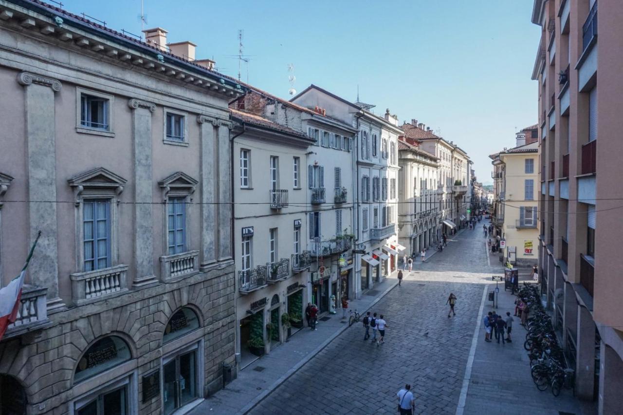 Casa Santa Maria Gualtieri Pavia Exterior foto